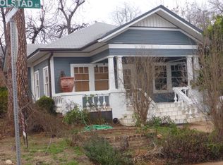 101 E Kolstad St, Palestine, TX