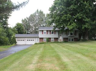 2081 Penfield Walworth Rd, Walworth, NY 14568
