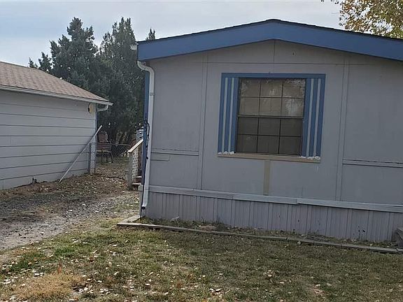 4th image of 105 E Railroad Ave