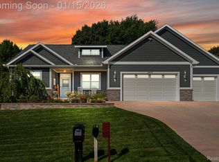 5463 Lone Beech Dr, Traverse City, MI 49685