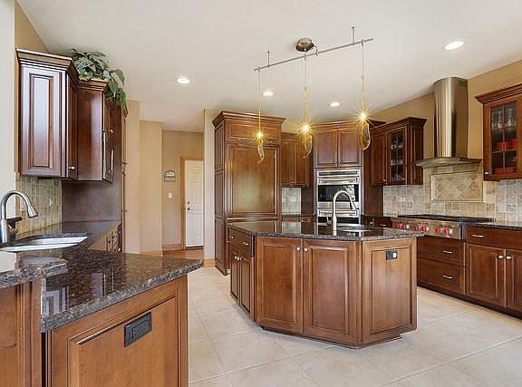 5th image of 14916 W 139th St