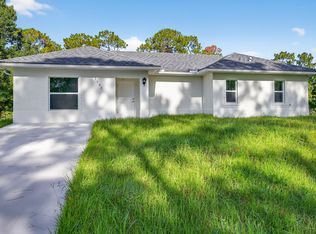 1121 Richmond Ave N, Lehigh Acres, FL 33972