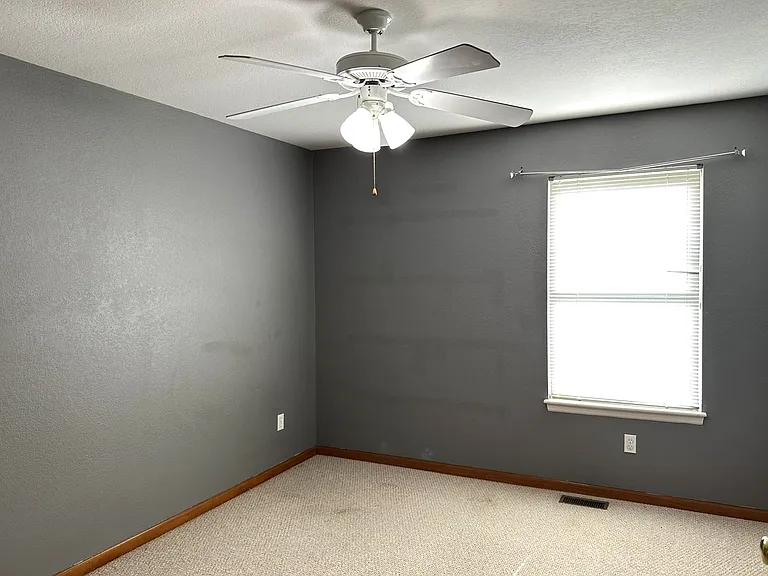 925 N Field Stone Dr — Photo 29