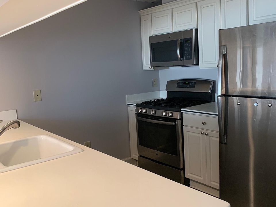 1st image of 1276 N Wayne St APT 120