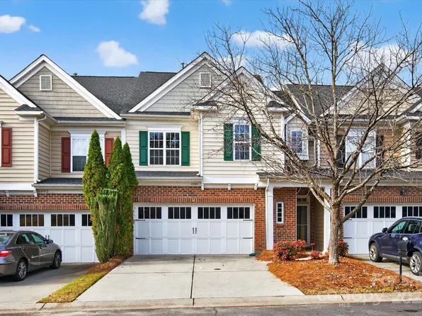 11008 Burnt Leather Ln, Charlotte, NC 28277