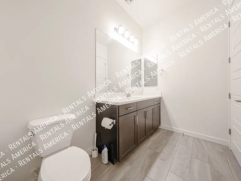 1530 E San Carlos Way — Photo 50