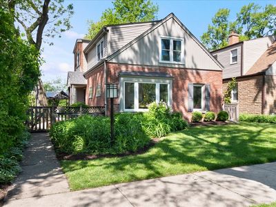 6850 N Lowell Ave, Lincolnwood, IL, 60712