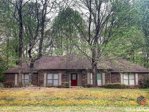 4022 Fieldstone Drive, Gainesville, GA 30506