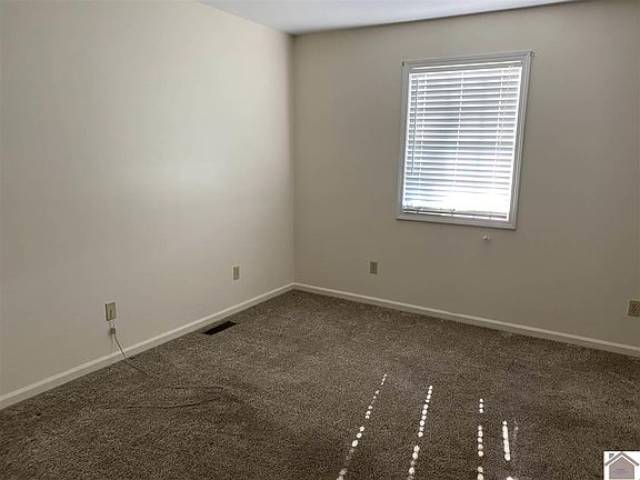4th image of 205 Beck Ln