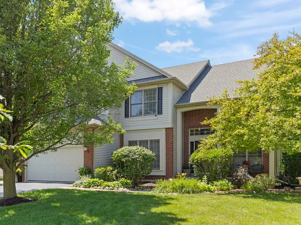 12136 S Winterberry Ln, Plainfield, IL 60585