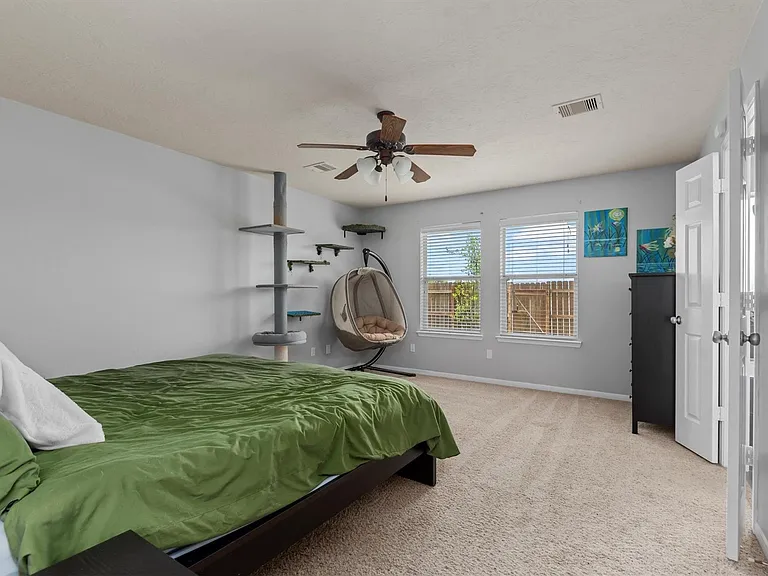 5614 Savannah Woods Ln — Photo 15