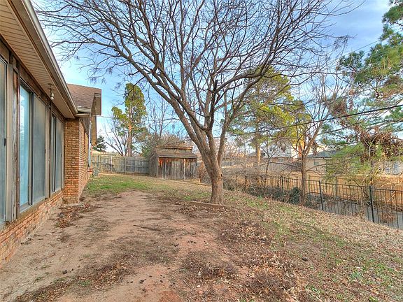 4th image of 4508 NW 32nd Pl