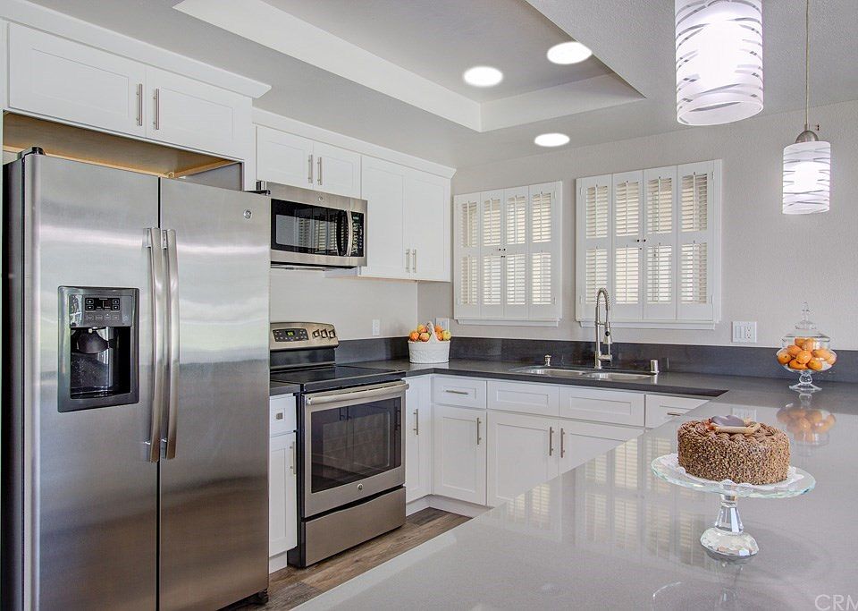 1st image of 654 Avenida Sevilla Unit Q
