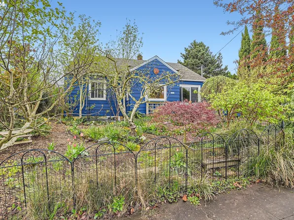 3158 N Halleck St, Portland, OR 97217