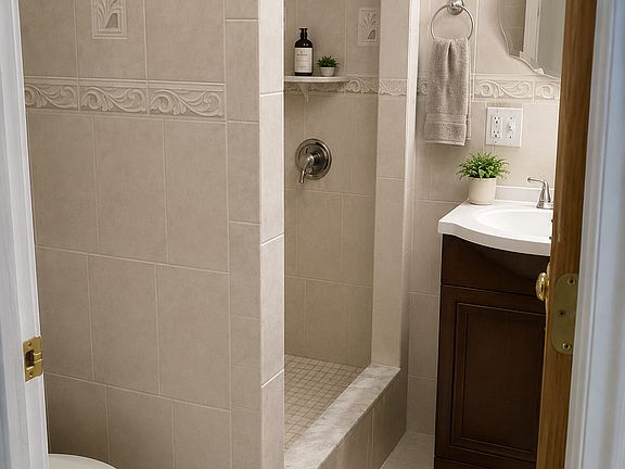 2nd image of 1778 Commonwealth Ave APT 3