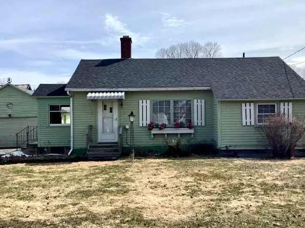 25 Brunswick Avenue, Fort Fairfield, ME 04742