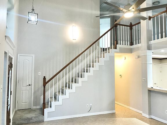 4th image of 720 Stone Trail Dr