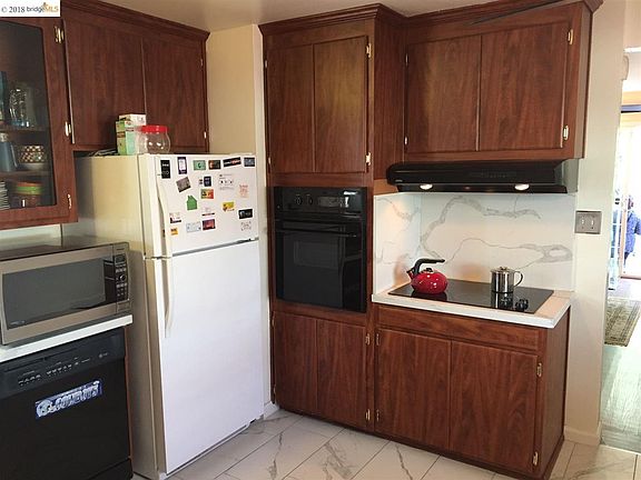 5th image of 2901 McKenzie Dr