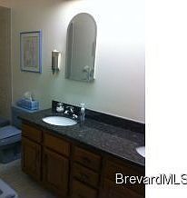 5th image of 3233 Fairview Dr
