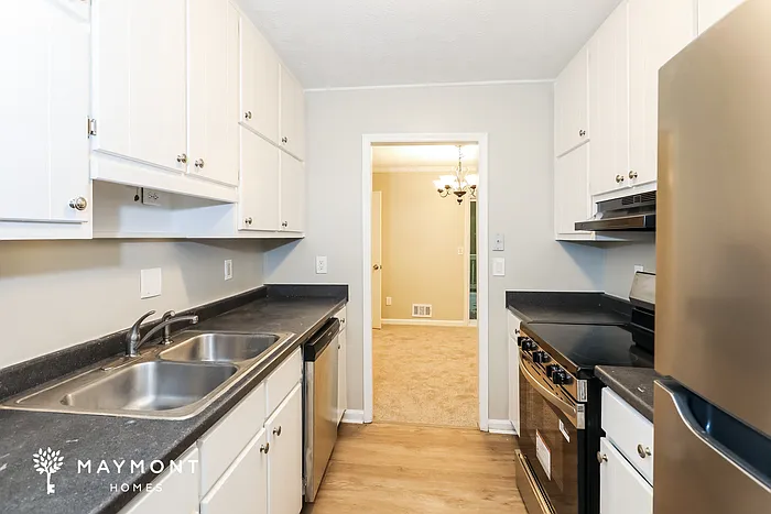 4 bed, 3.0 bath, 1716 sqft, $1,745 — Photo 4