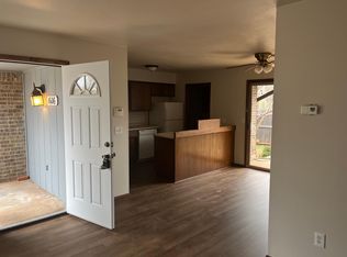 1606 E College Ave, Guthrie, OK 73044