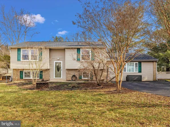 19017 Wootton Ave, Poolesville, MD 20837