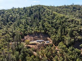 1050 Wards Creek Road, Rogue River, OR 97537