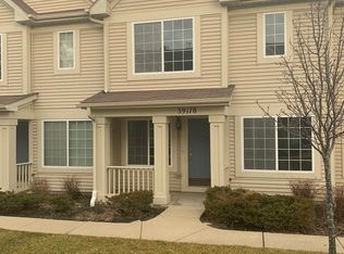 39178 Welsh Ln, Beach Park, IL 60083