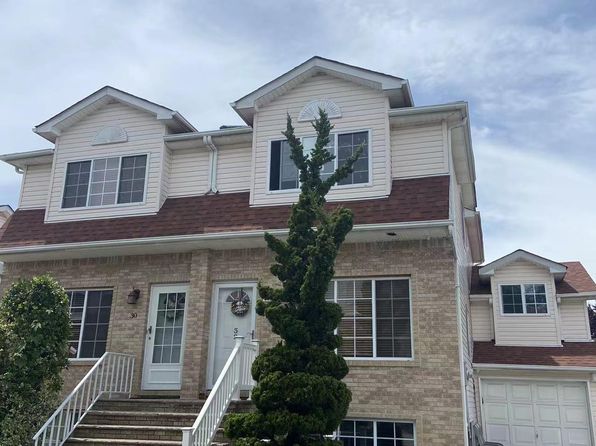 32 Willow Ln #A