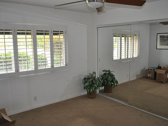 5th image of 2530 Clairemont Dr Unit 101