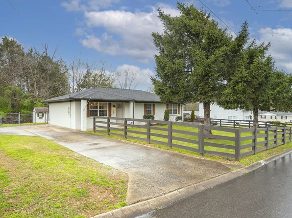 4304 Central Valley Dr, Hermitage, TN 37076