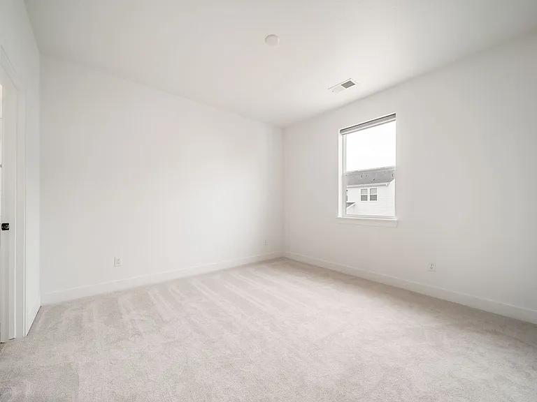 16596 Dry Camp Dr — Photo 25
