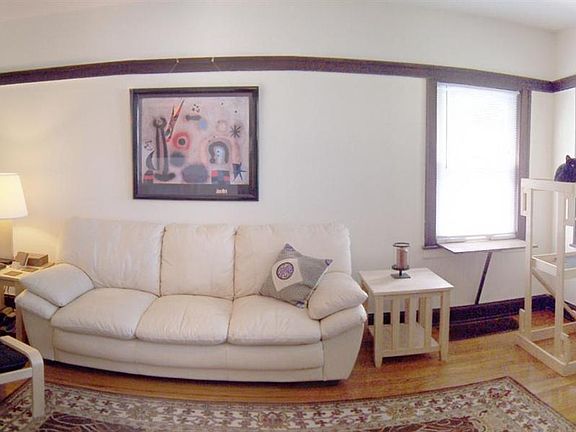 3rd image of 1532 Marengo Ave