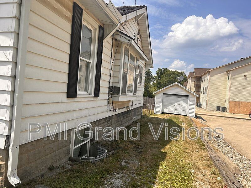 2nd image of 315 Polk Ave