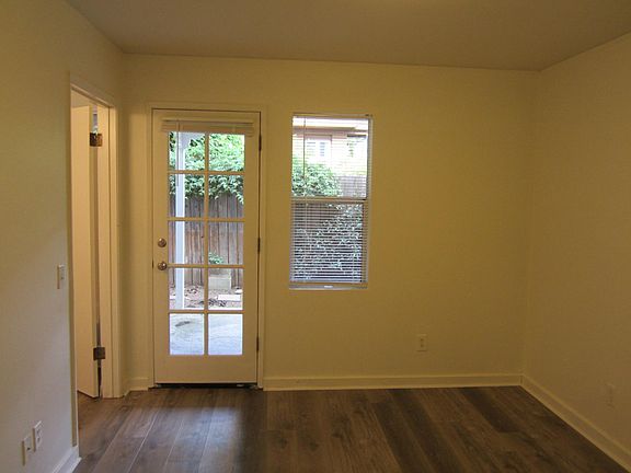 5th image of 222 W Micheltorena St #8