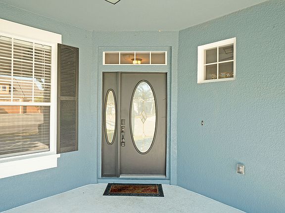 5th image of 14855 Tanja King Blvd