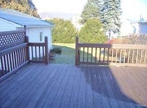 4th image of 605 Paden St