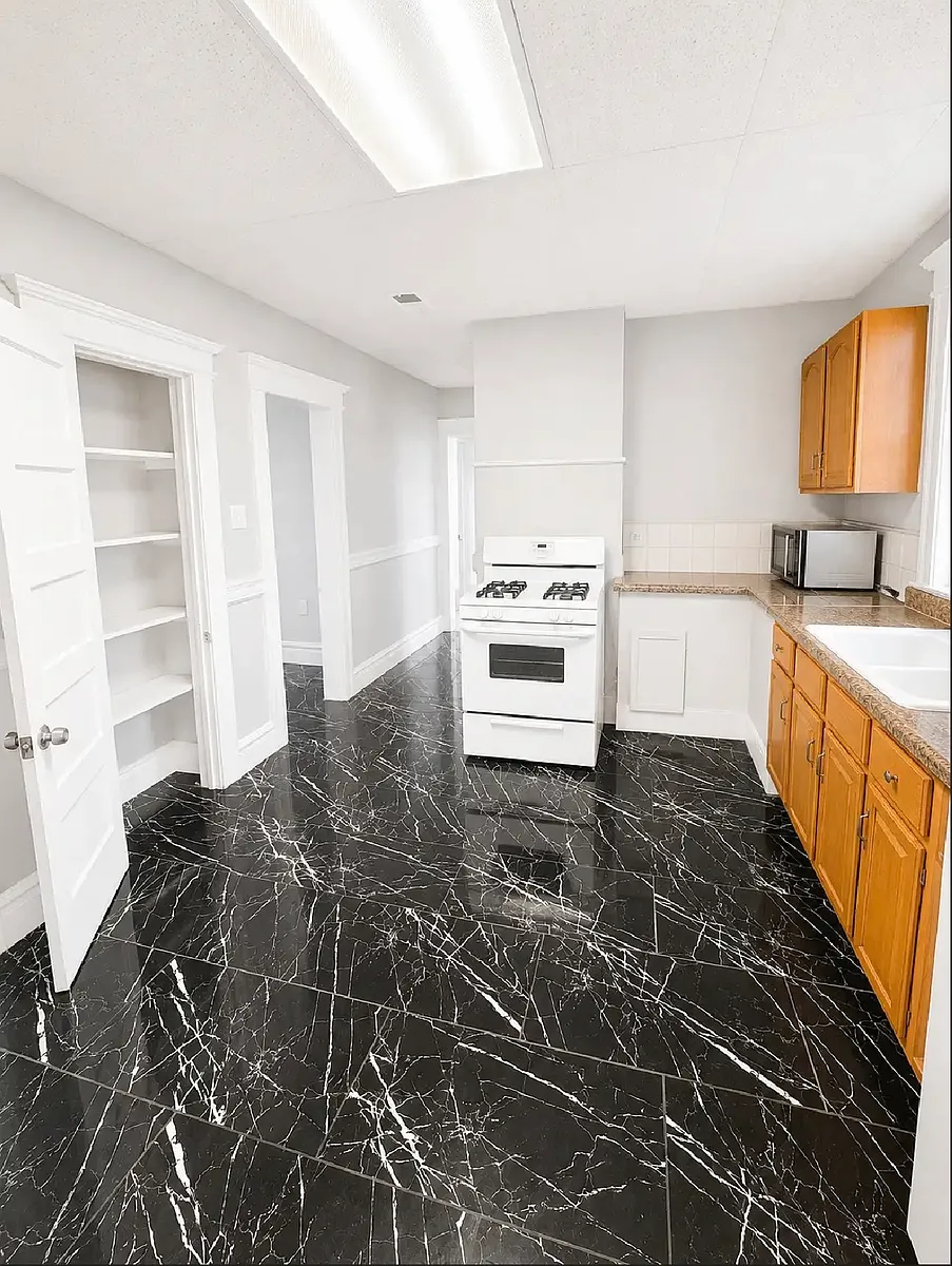 Building Photo - 535 21st St #3