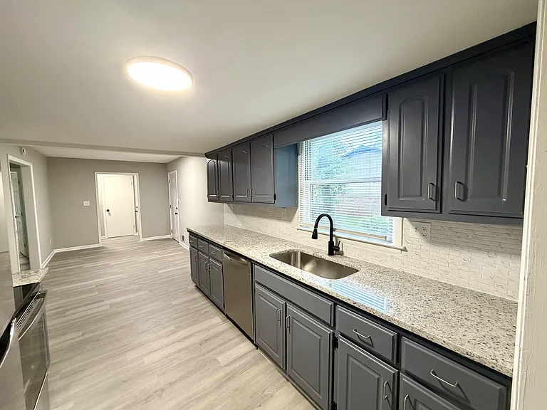 490 Tall Deer Dr — Photo 18