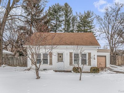 918 Curtis Ave #G, Lansing, MI, 48906