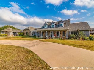 350 Wild Wood Ln, Whitesboro, TX 76273