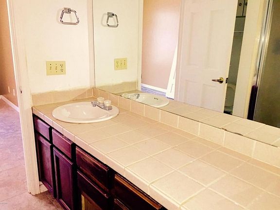 5th image of 1449 E Highland Ave Unit 38