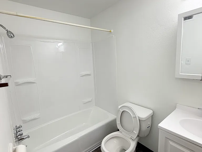 36 S Harrison Ave #35 — Photo 5
