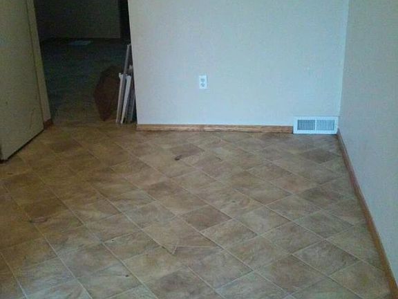 5th image of 1222 Dunham St #2