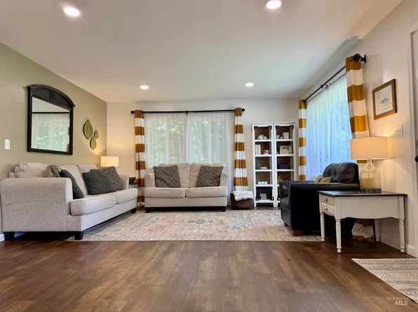 610 Burrell Dr, Lewiston, ID 83501