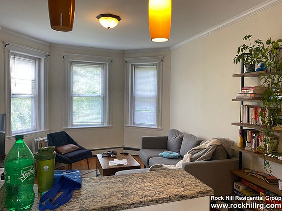 3rd image of 1842 Commonwealth Ave APT 7