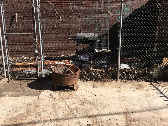 5th image of 2411 E Allegheny Ave