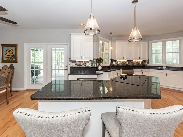 2105 Williams Veneer Ct — Photo 29