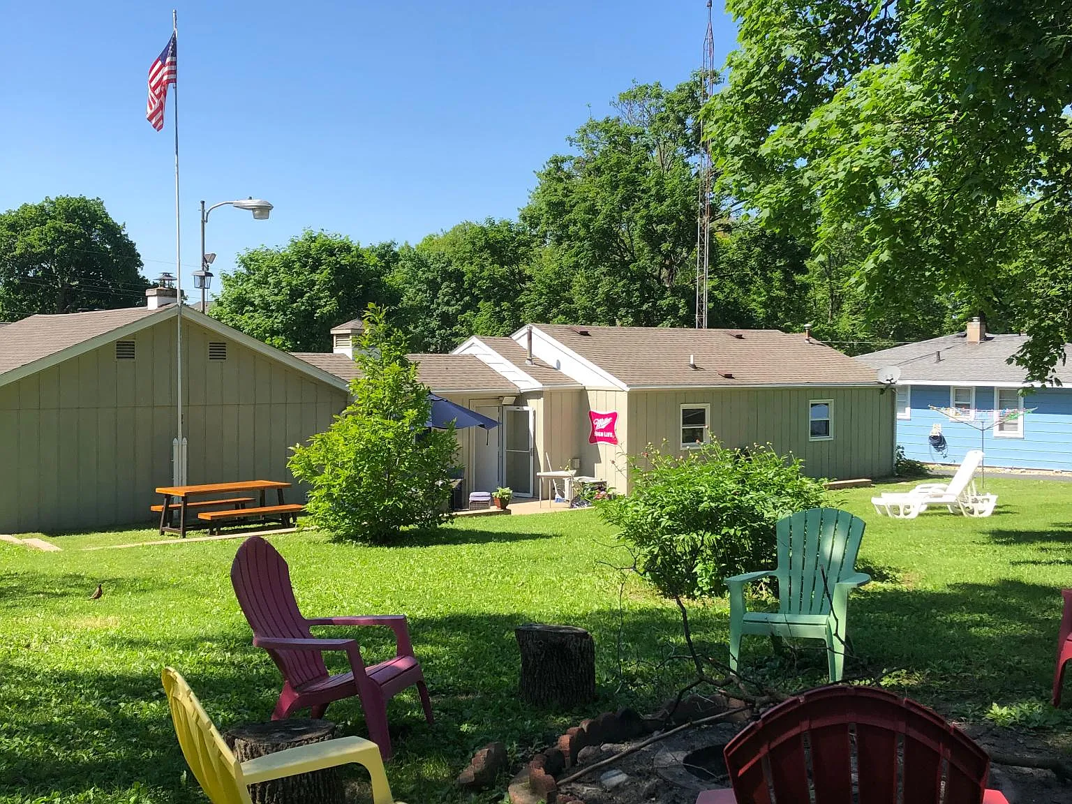 9111 Lake Park Dr — Photo 2