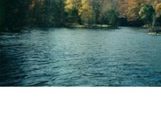 197 Wee Wah Rd, Tuxedo Park, NY 10987